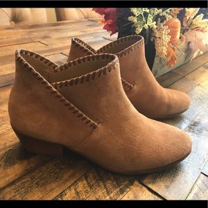 Jack Rogers Sadie Bootie size 6.5